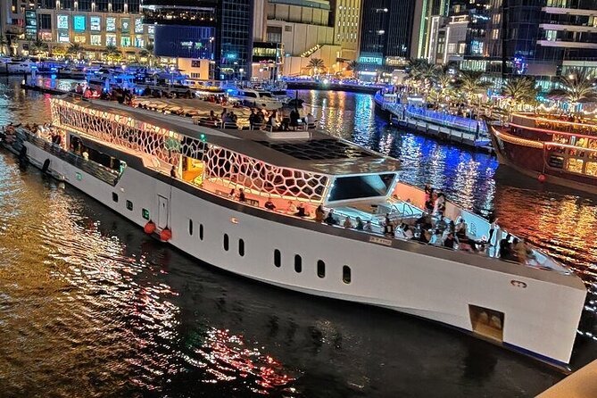 Mega Yacht Dinner